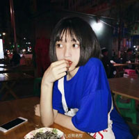 权雅萱
